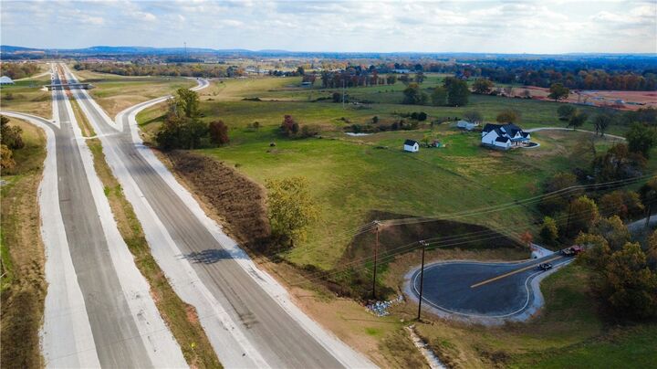 Property Photo:  13528 Kelly Road  AR 72762 