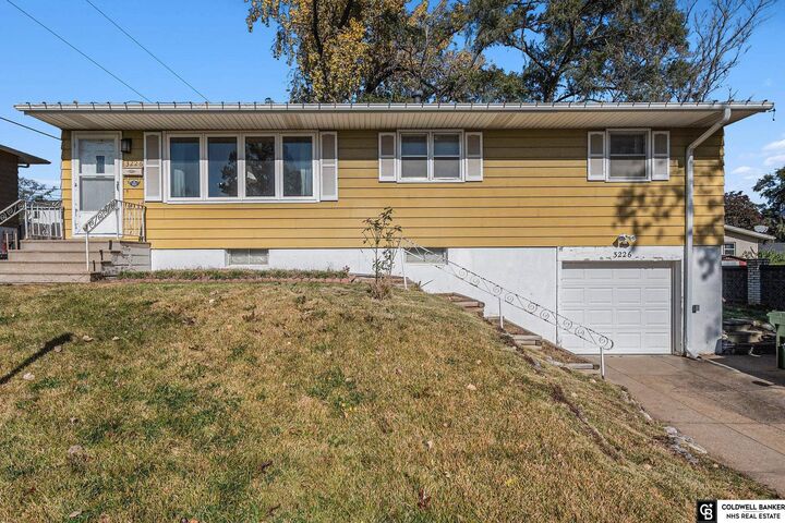 3226 Willow Street  Bellevue NE 68147 photo