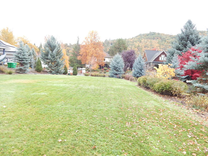 Property Photo: 330 Penny Lane OR 97539