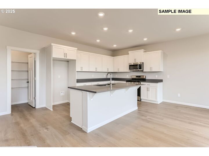 Property Photo:  4301 Mount Tabor St SE  OR 97302 