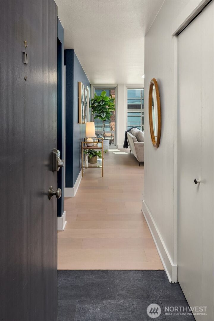 Property Photo: 1000 Union Street Ph-D WA 98101