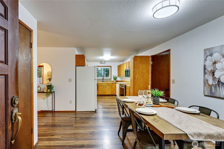 Property Photo: 4005 NE Kedros Drive WA 98370