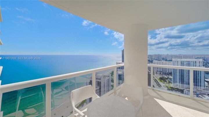 Property Photo:  1850 S Ocean Dr 3805  FL 33009 