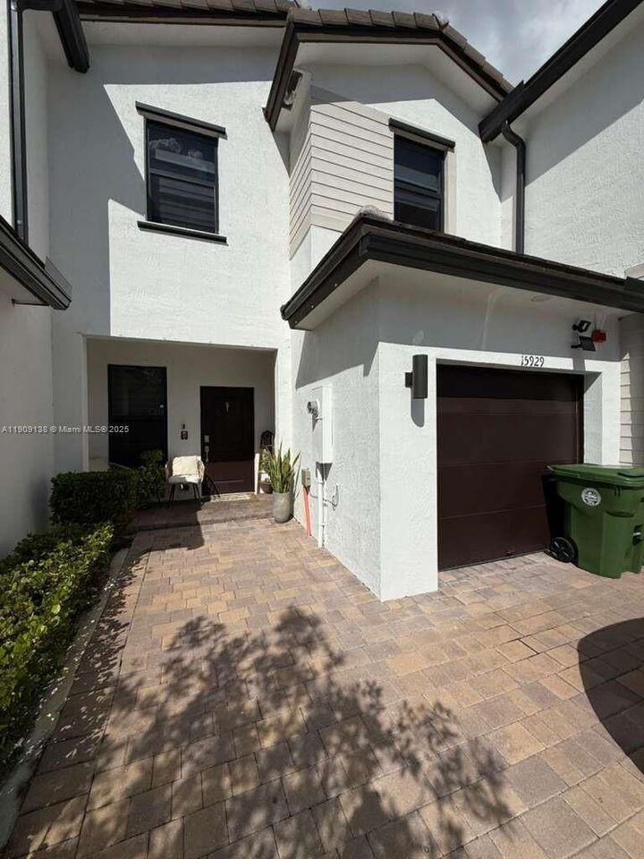 Property Photo:  15929 SW 2nd Pl  FL 33027 