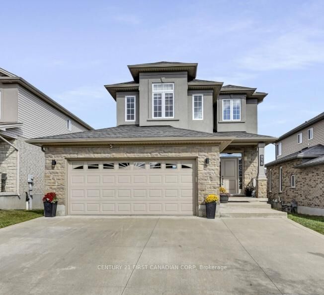 Property Photo:  916 Roulston Street  ON N6H 0E6 