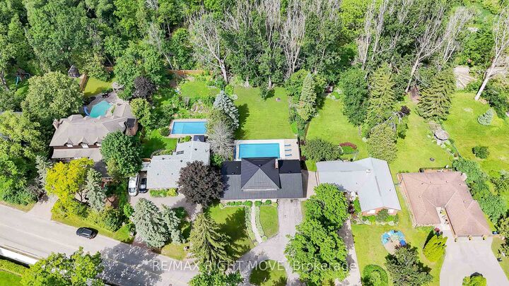 Property Photo: 407 Bay Street ON L3V 3X5