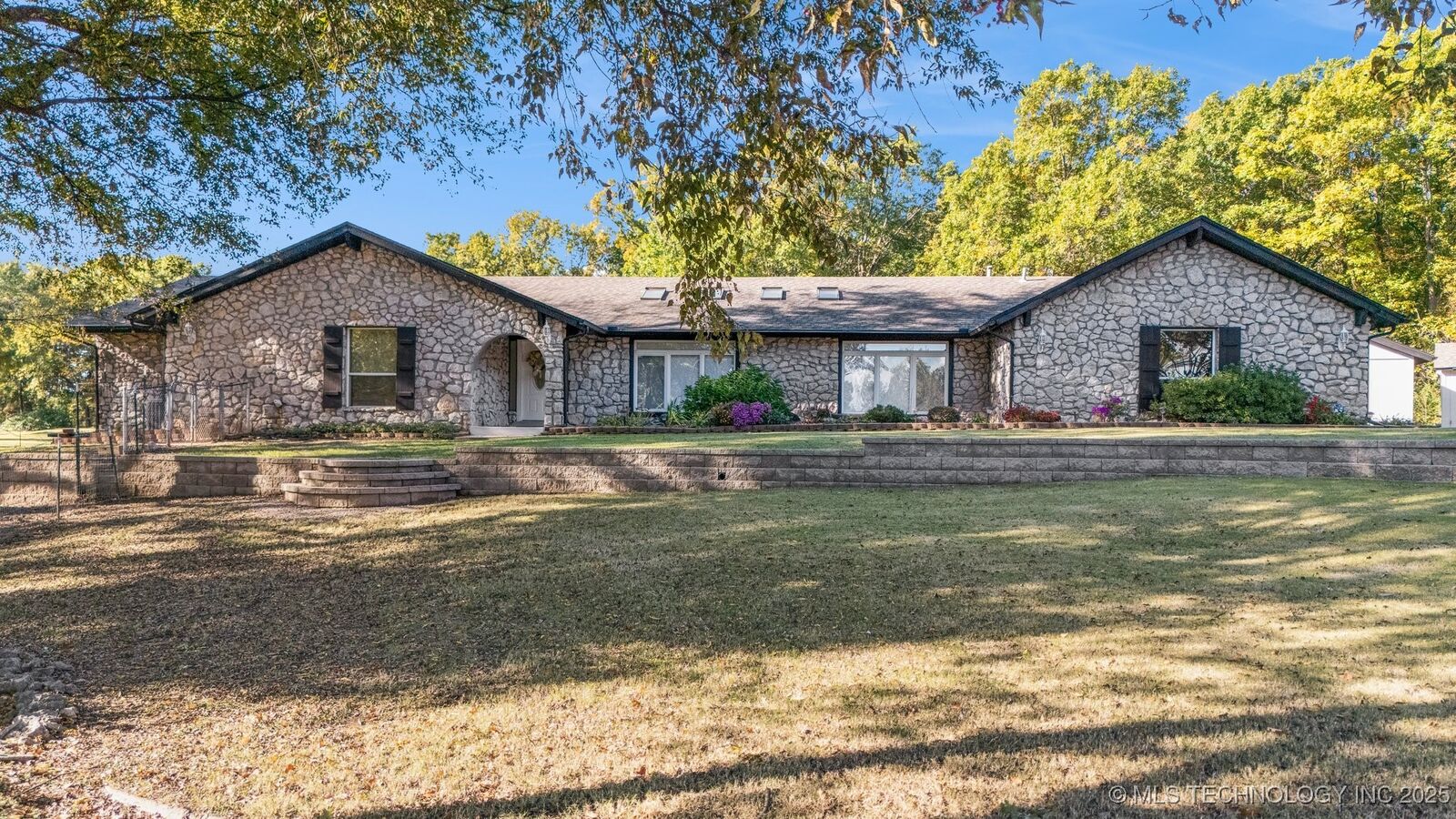 Property Photo:  21780 E 66th Circle S  OK 74014 