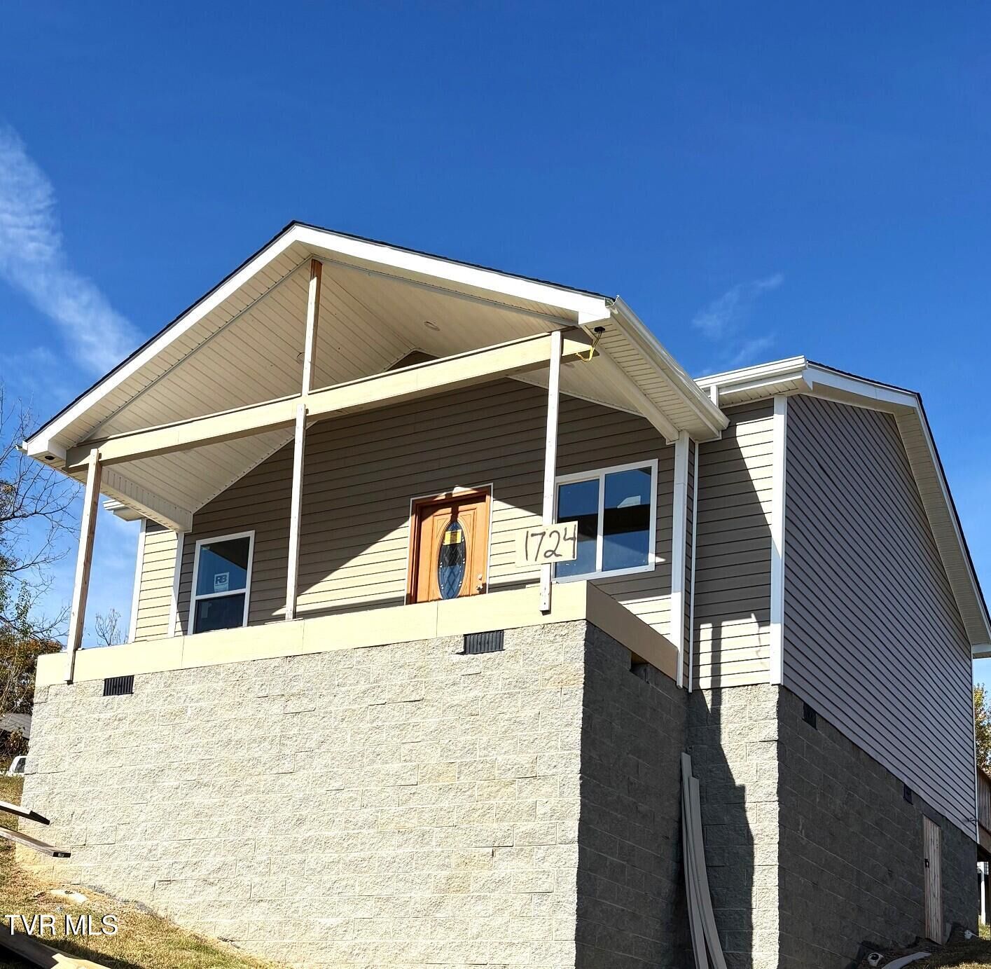 Property Photo: 1724 Pendleton Street TN 37660