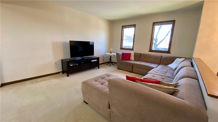 Property Photo: 200 Porter PA 15144