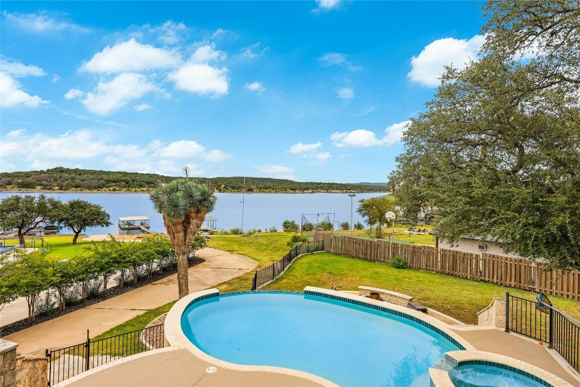 Property Photo: 3106 Point Cove TX 78645