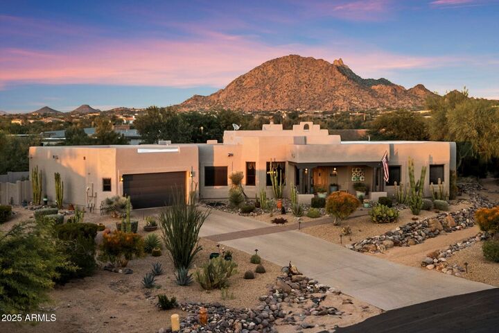 Property Photo: 8626 E Santa Catalina Drive AZ 85255