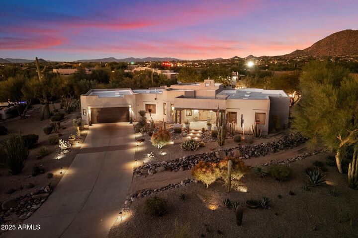 Property Photo:  8626 E Santa Catalina Drive  AZ 85255 