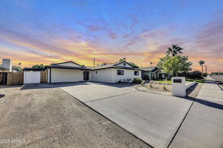 Property Photo: 6449 E Oak Street AZ 85257