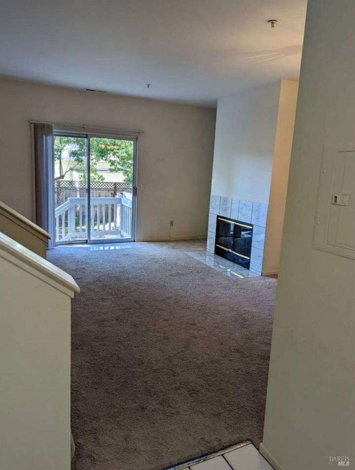 Property Photo: 1 Fawn Court CA 94947