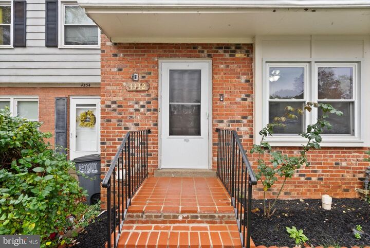 Property Photo: 4332 Eileen Court VA 22193