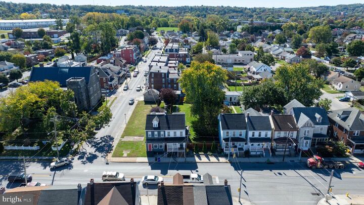 Property Photo: 866 E Prospect Street PA 17403