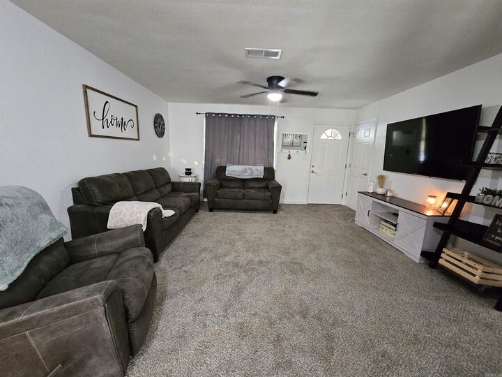 Property Photo:  406 S Cypress Street  AR 72012 