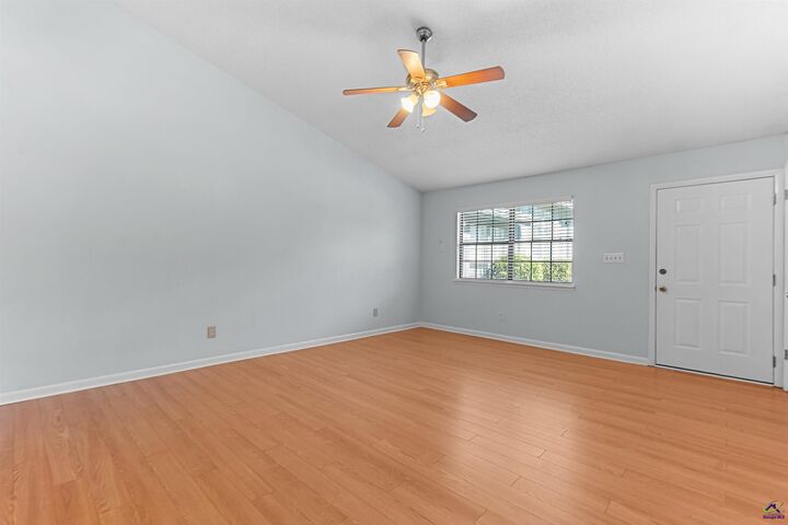 Property Photo:  452 Tallulah Trail  GA 31088 