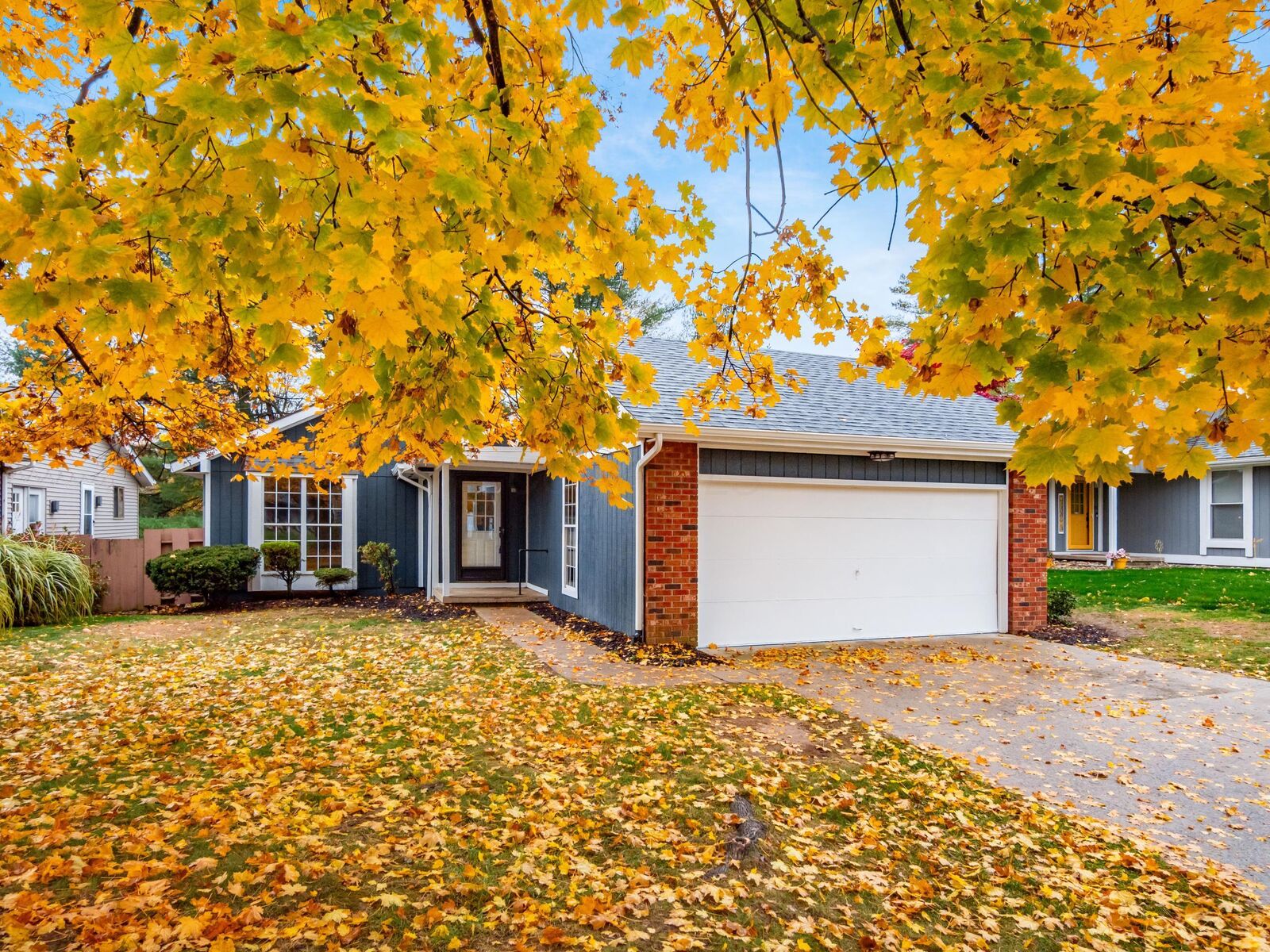 Property Photo:  1068 Terrace Court  OH 43701 