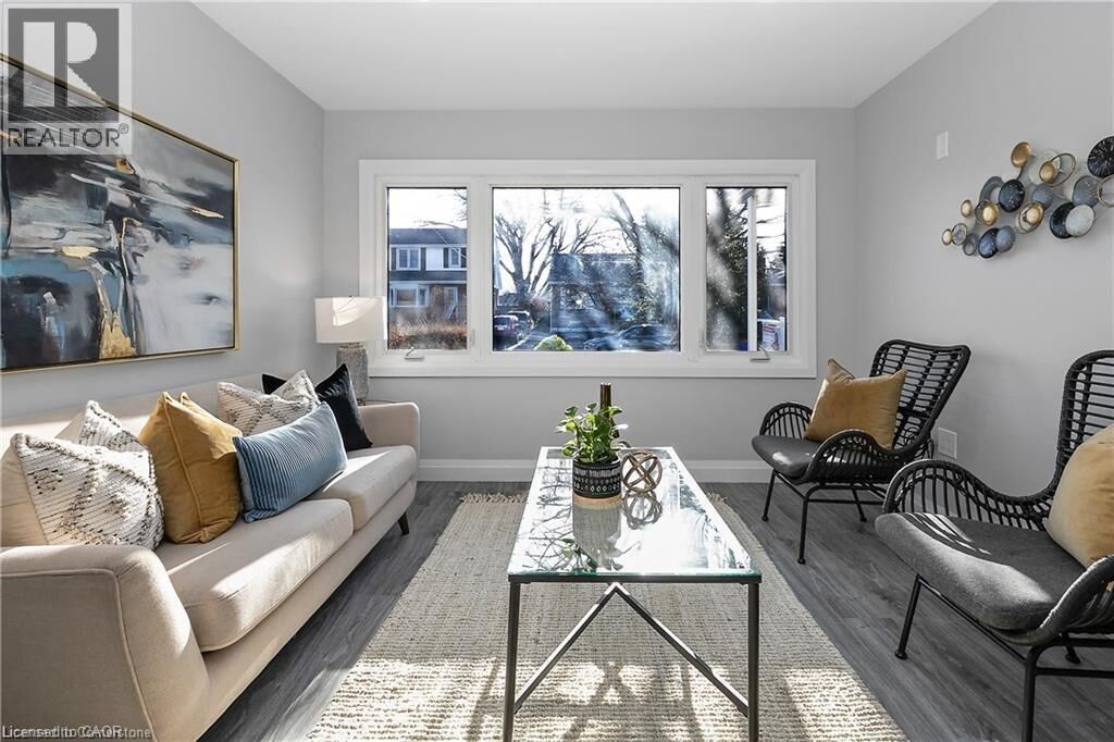 Property Photo:  254 West 31st Street Main  ON L9C 5G4 