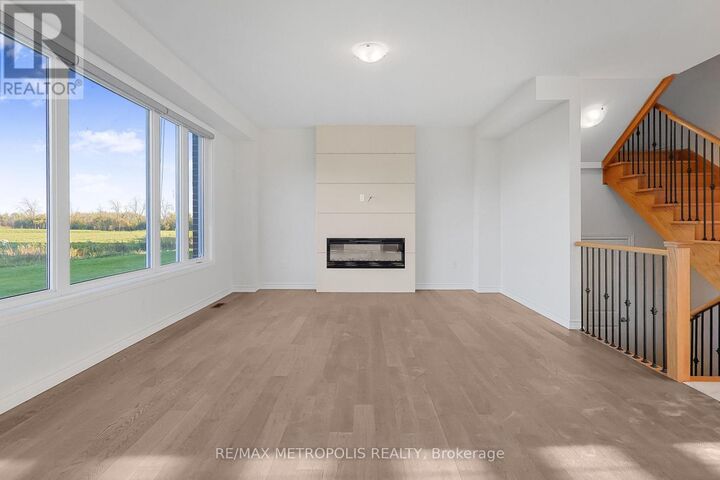 Property Photo:  108 Golden Meadows Drive 35  ON K9J 0K8 