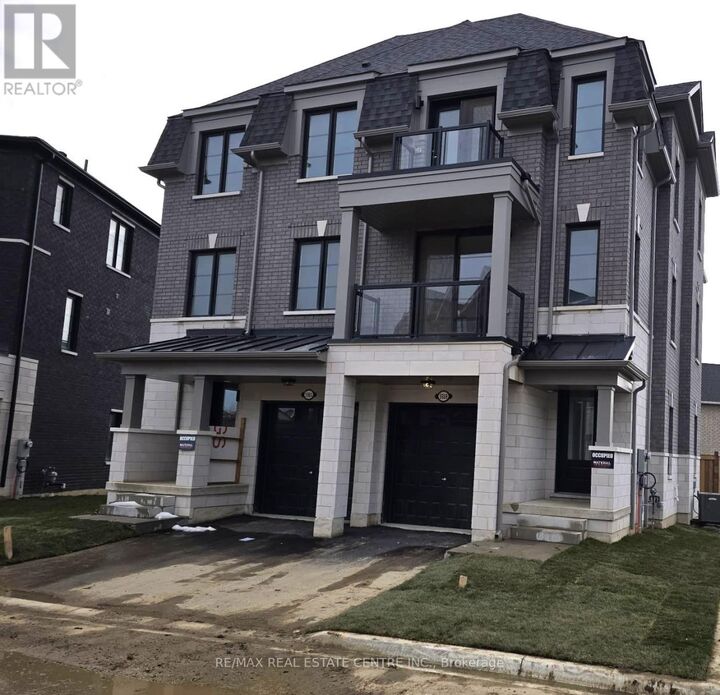 Property Photo: 5959 Saigon Street ON L6H 7G1