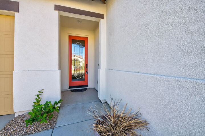 Property Photo: 78863 Amare Way CA 92211