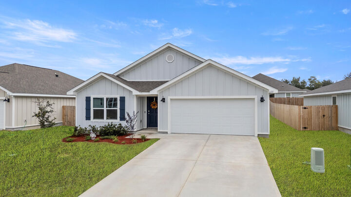 Property Photo: 435 Scarborough Street FL 32539