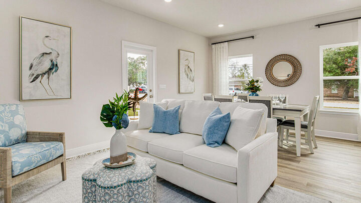 Property Photo:  8483 Midtown Court  FL 32566 