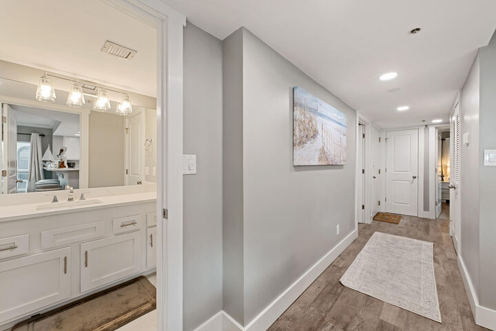 Property Photo: 1114 Santa Rosa Boulevard 206 FL 32548