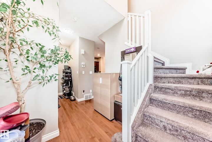 Property Photo:  26 Henderson Court  AB T7X 0C6 