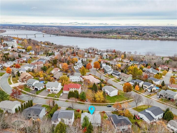 Photo de la propriété: 27 Stoneybrook Crescent NB E3B 6Y2