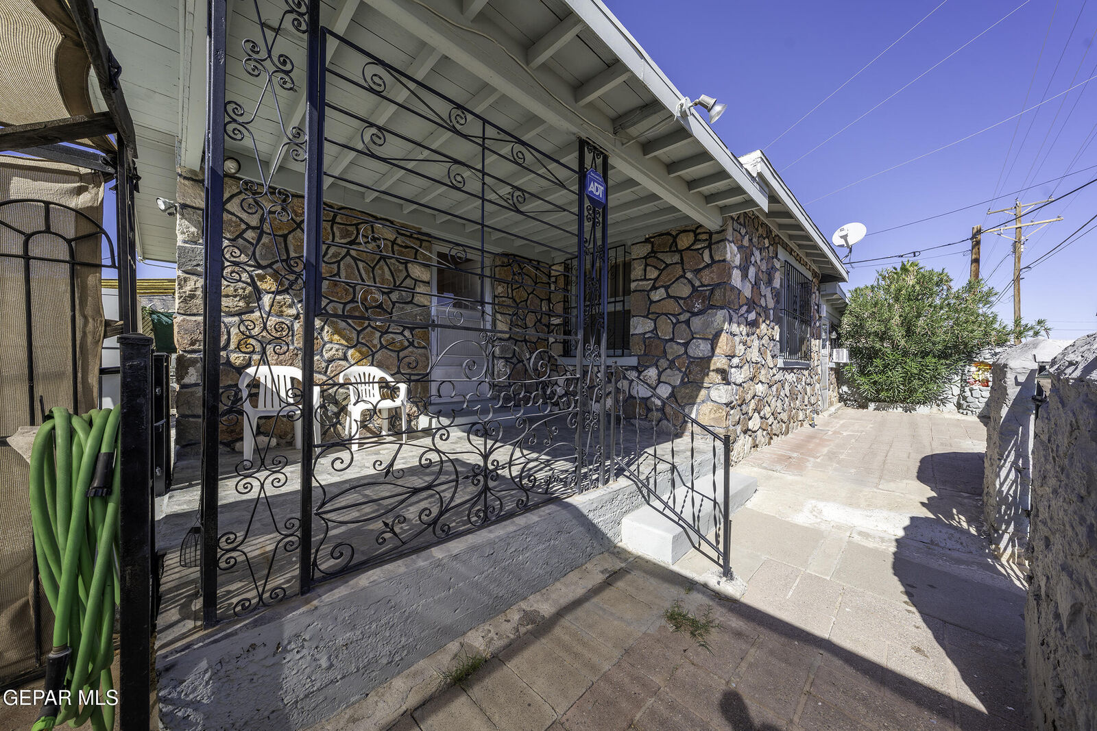 Property Photo: 3625 Richmond Avenue TX 79930