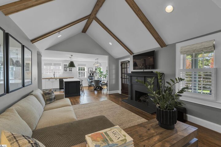 Property Photo:  21 Phillips Lane  SC 29605 