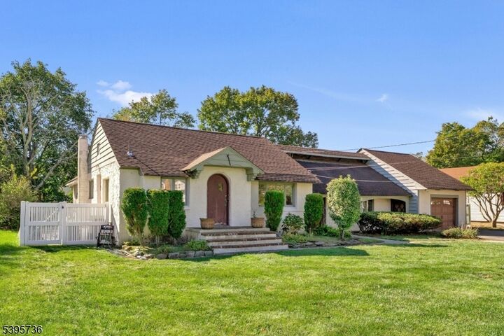 Property Photo:  35 Mountain Ave  NJ 07444 