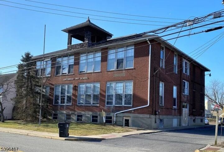 Property Photo: 522 North Main St NJ 08886