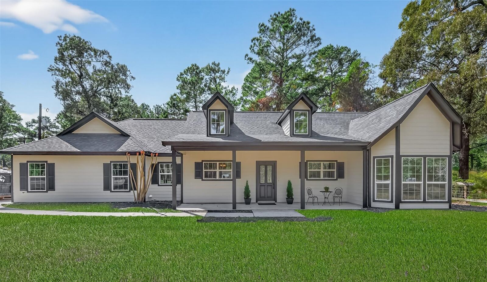 Property Photo: 30003 Desert Willow Court TX 77355