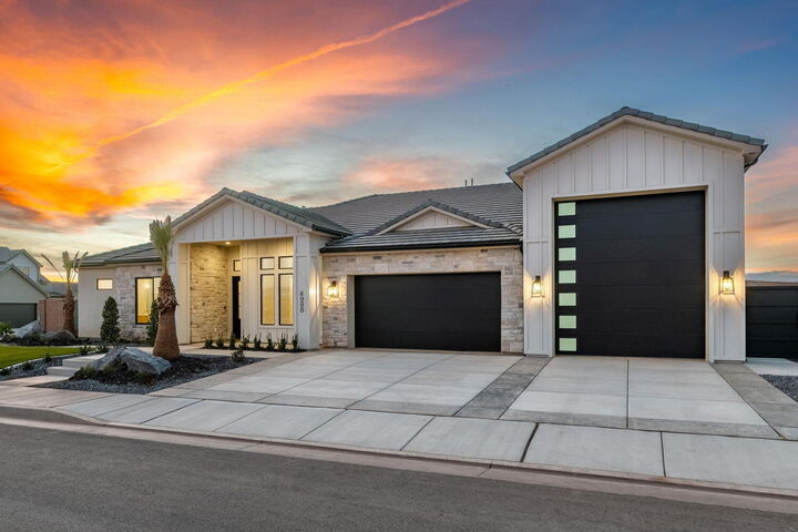 Property Photo:  4988 S Lakefront Place  UT 84780 
