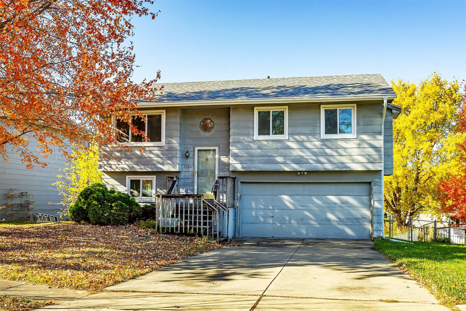 Property Photo: 3406 SE 19th Court IA 50320