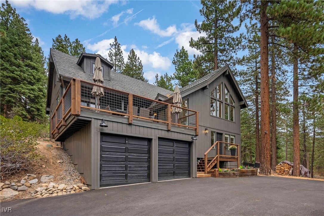 Property Photo:  949 Jennifer Street  NV 89451 