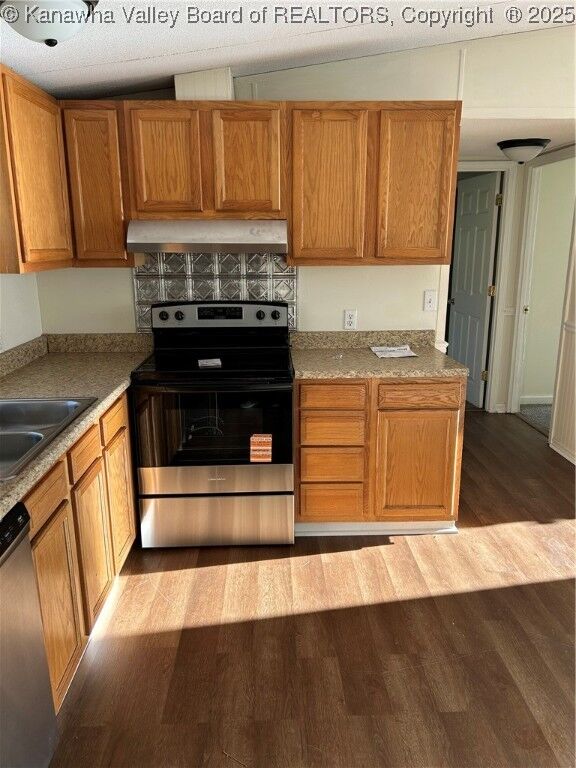 Property Photo: 408 Harbour Lane WV 25526