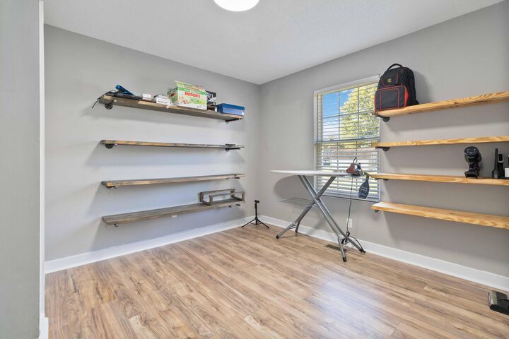 Property Photo: 102 Ol Stable Lane KY 42503