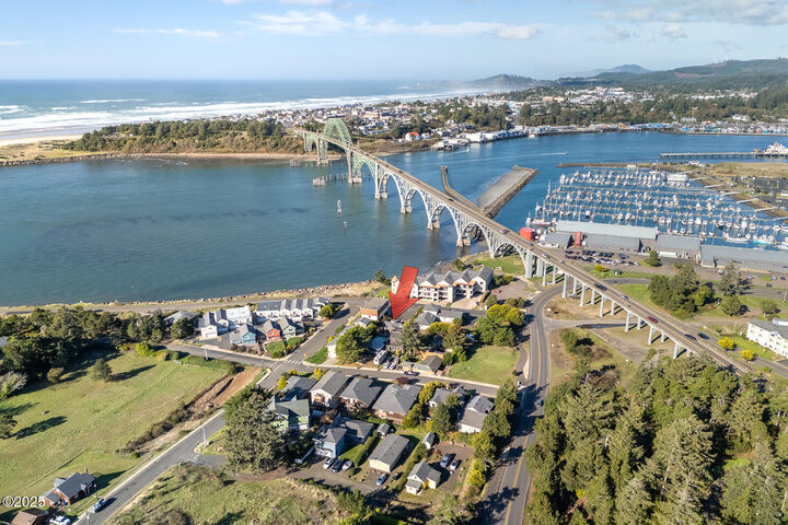 Property Photo: 155 SW 26th Street OR 97365