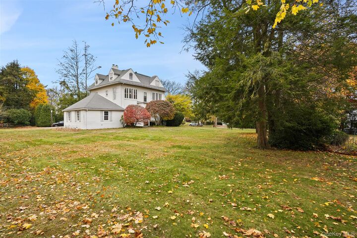 Property Photo:  706 Fairway Avenue  NY 10543 