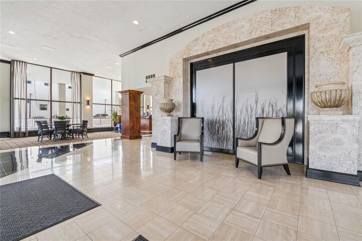 Property Photo: 400 E Colonial Drive 602 FL 32803