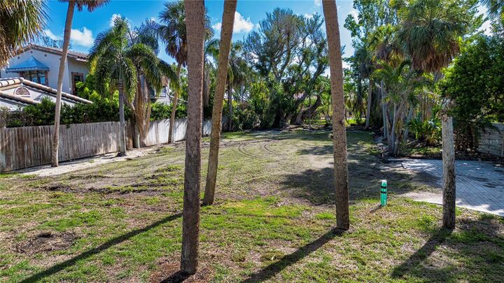Property Photo: 51 S Adams Drive FL 34236