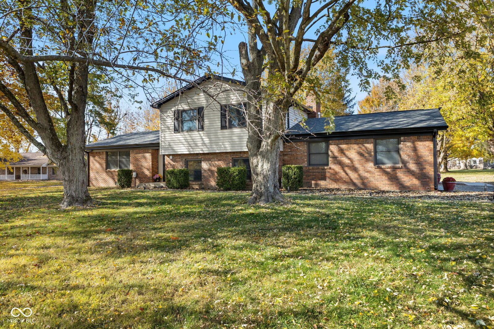 Property Photo:  2310 Fox Drive  IN 46131 