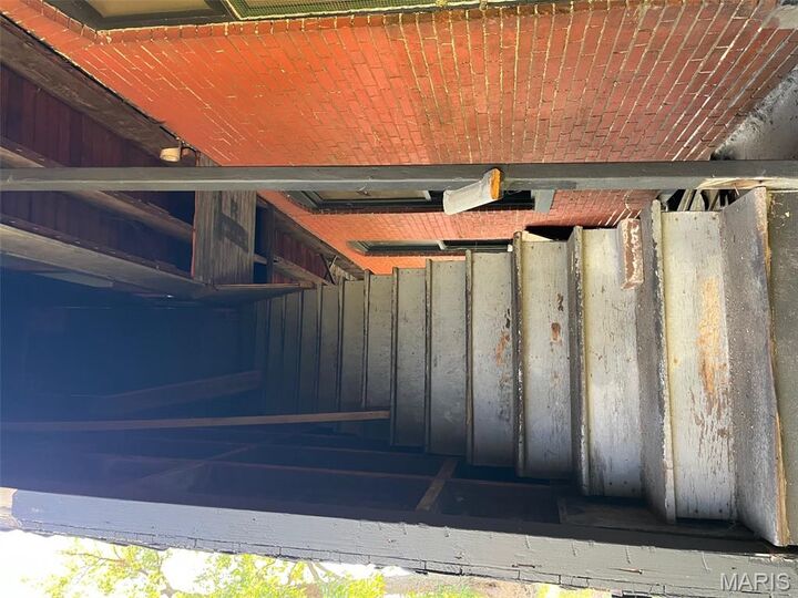 Property Photo: 2618 Geyer Avenue MO 63104