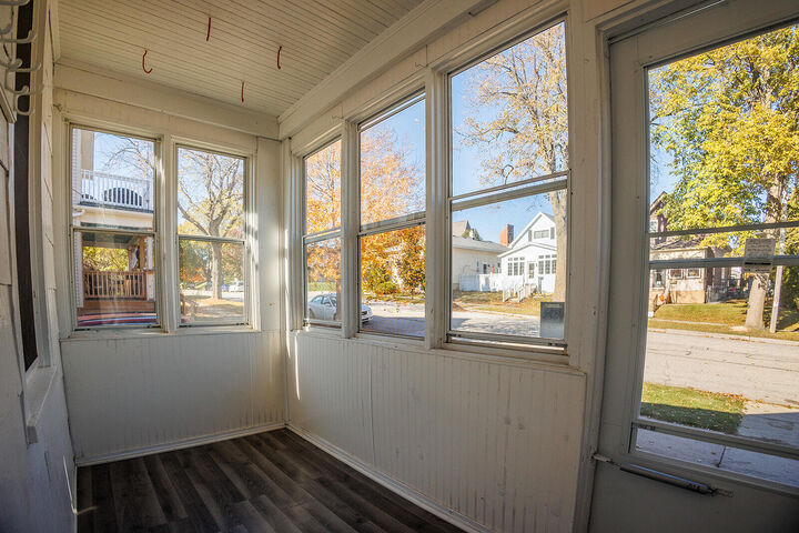 Property Photo: 3815 E Plankinton Ave WI 53110