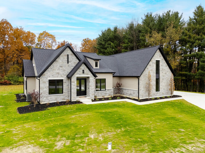 Property Photo: 6219 Medinah Lane MI 49004